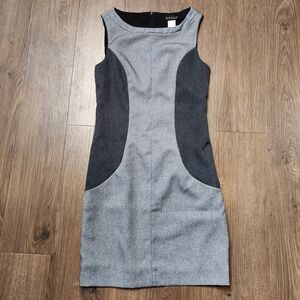 VENUS Two-Tone Gray and Black Mini Dress